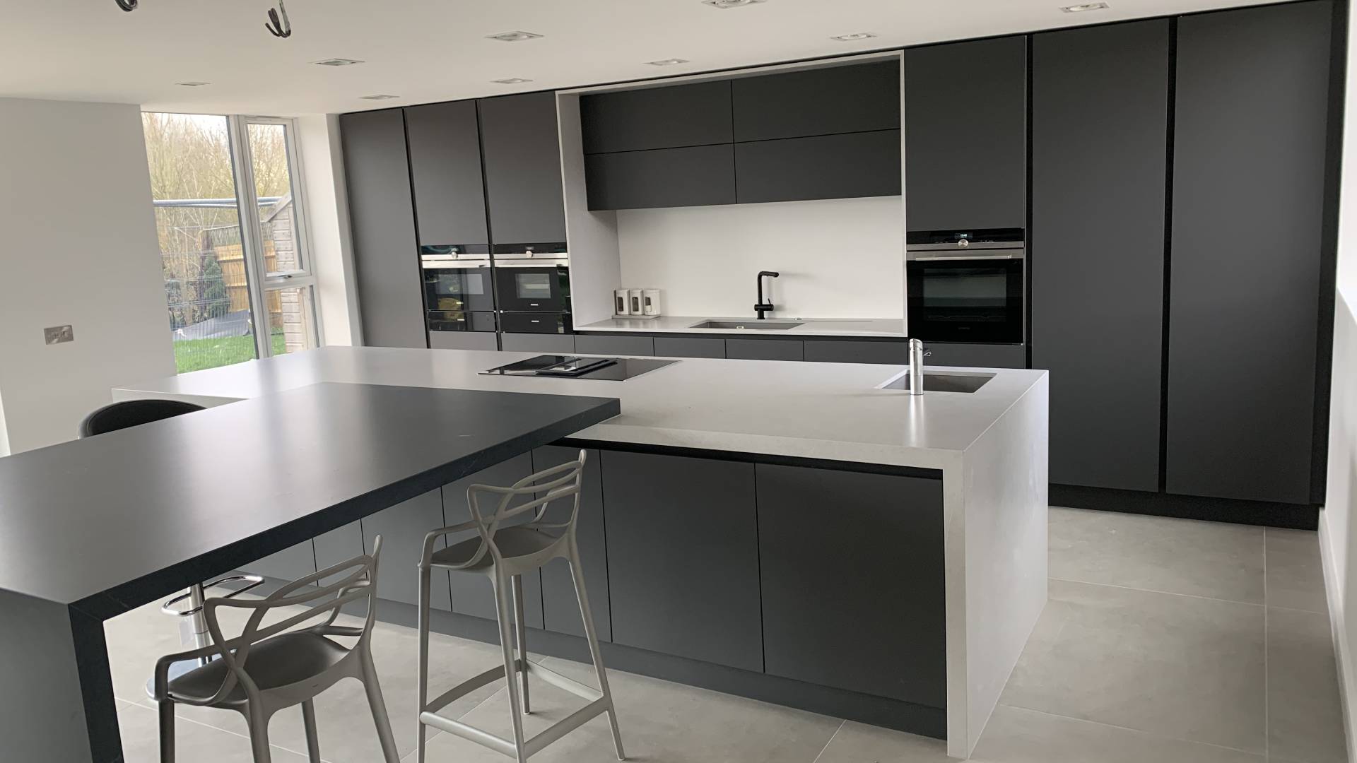 Full Kitchen Design & Installation Kitchen Installation Red Services (1)